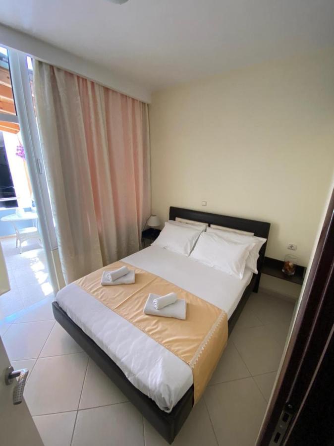 Paradiso Apartments Sarandë Exterior foto